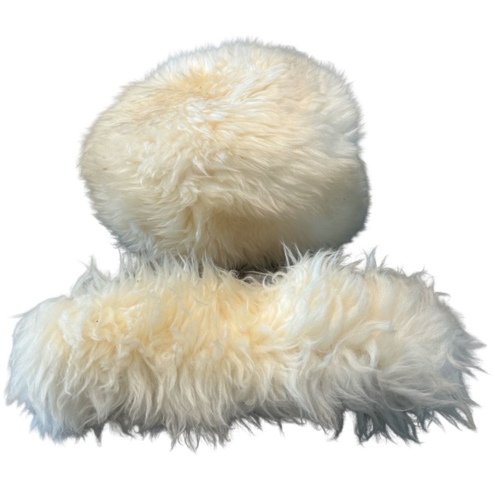 Alaska Arctic Furs Vintage Ivory Dyed Tuscan Lamb Fur Pillbox Hat Made in Italy